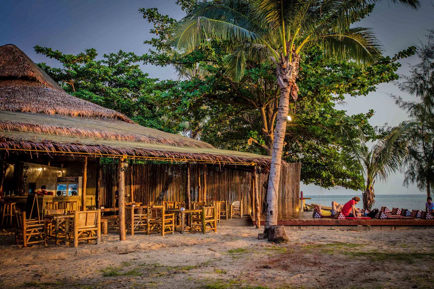 🌴 Eventyret på Koh Phangan – Natur, markeder og opdagelser 🌴